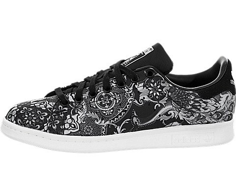 Core Black / Core Black / Running White