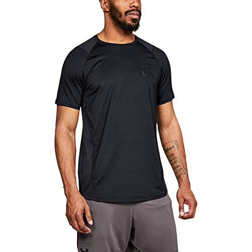 Black (001)/Black