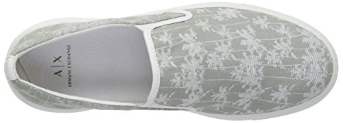 Tropical Grey